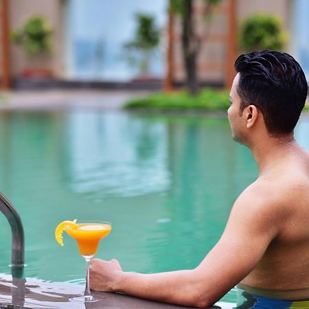 Fairfield by Marriott Bengaluru Rajajinagar Hotell Exteriör bild