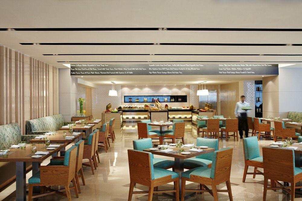 Fairfield by Marriott Bengaluru Rajajinagar Hotell Exteriör bild
