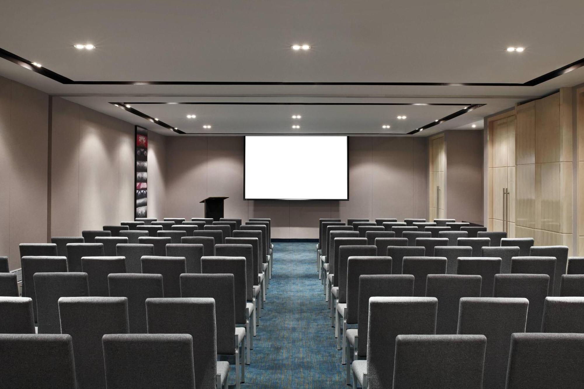 Fairfield by Marriott Bengaluru Rajajinagar Hotell Exteriör bild