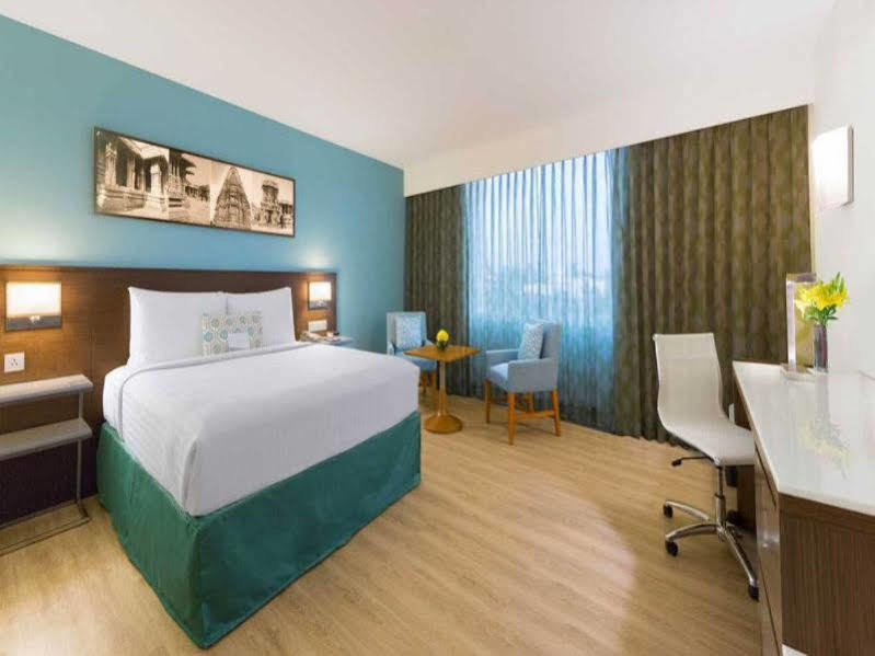 Fairfield by Marriott Bengaluru Rajajinagar Hotell Exteriör bild
