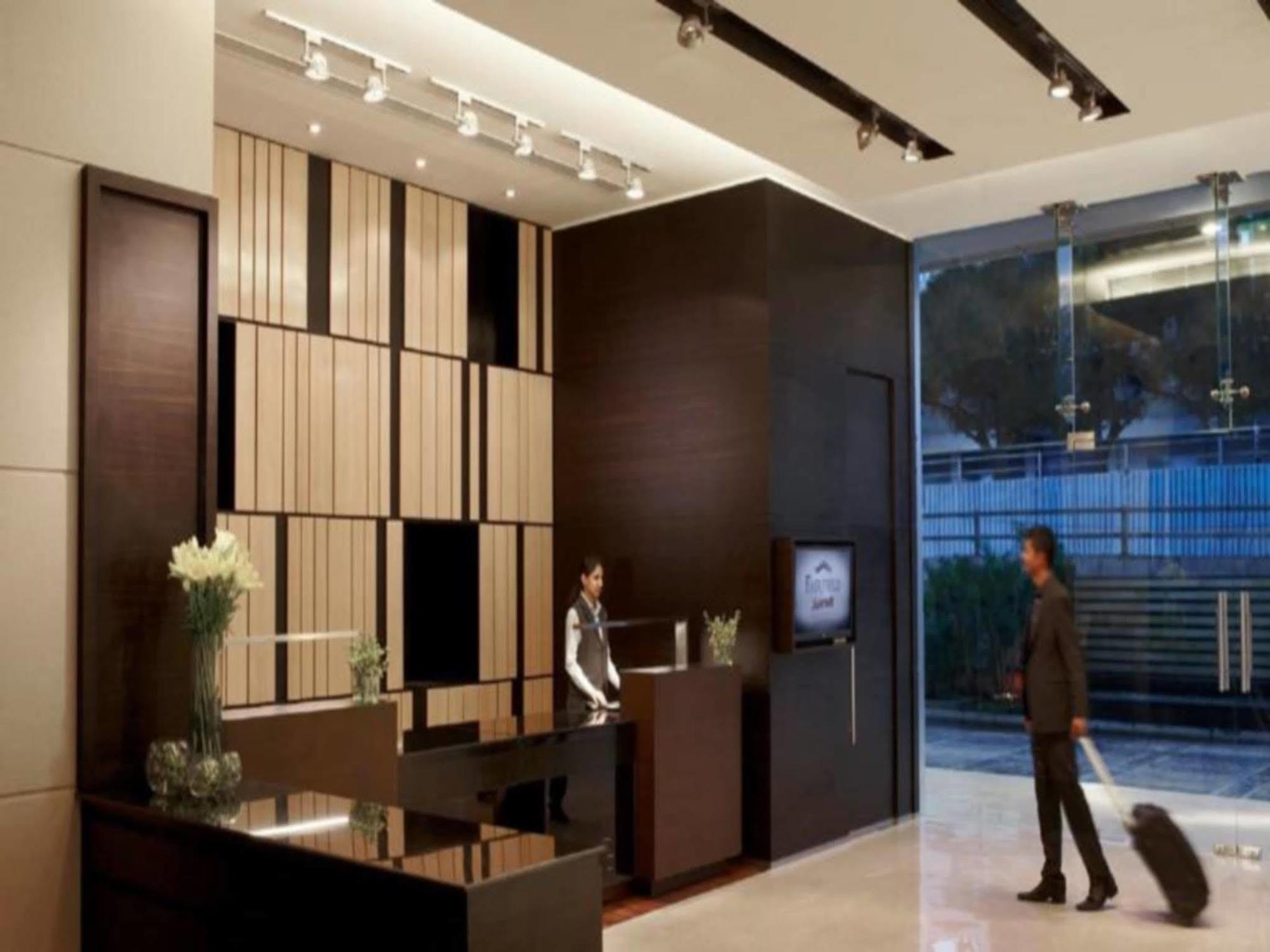 Fairfield by Marriott Bengaluru Rajajinagar Hotell Exteriör bild
